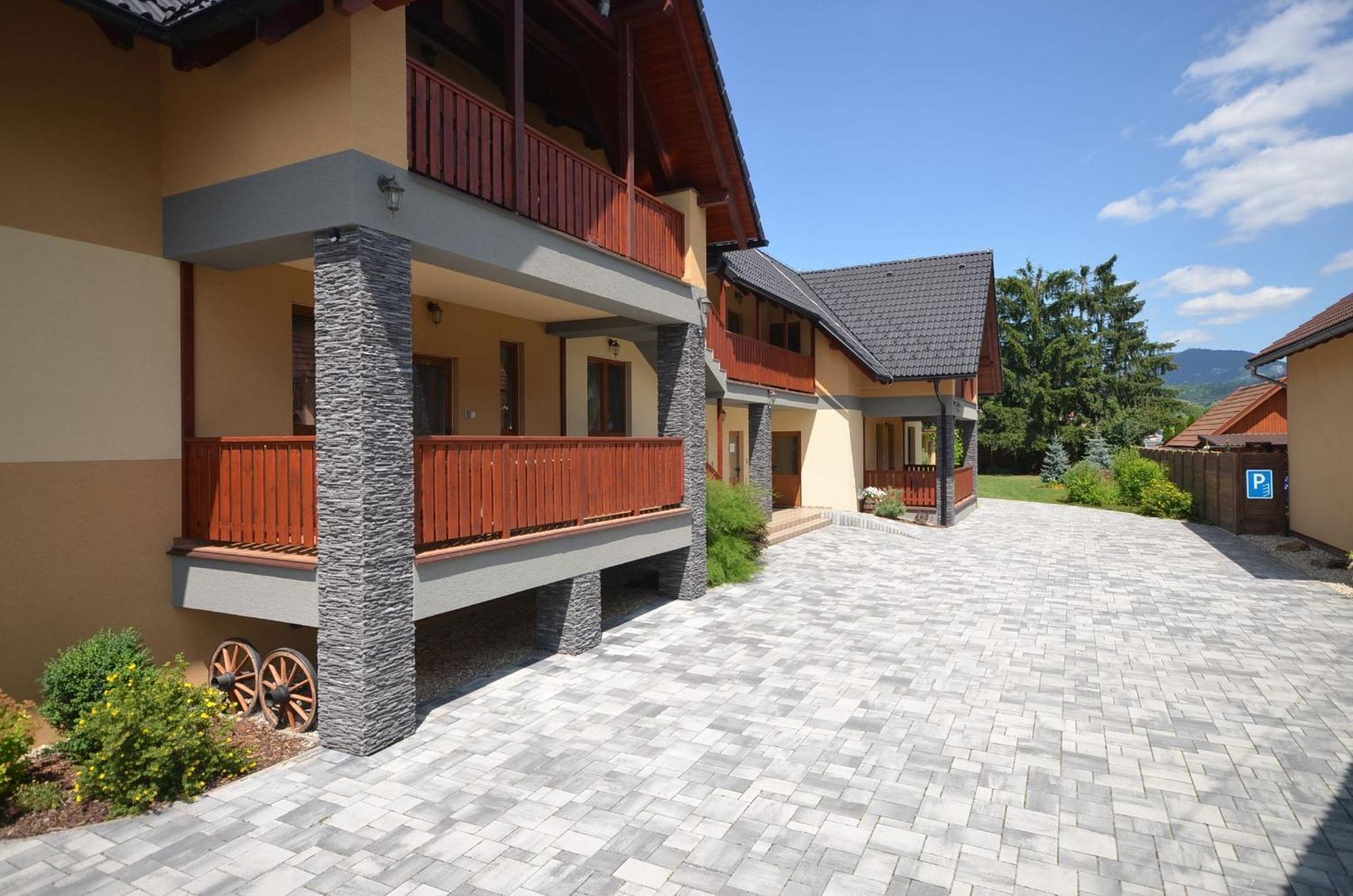 Apartmany Best I. Besenova Exterior photo